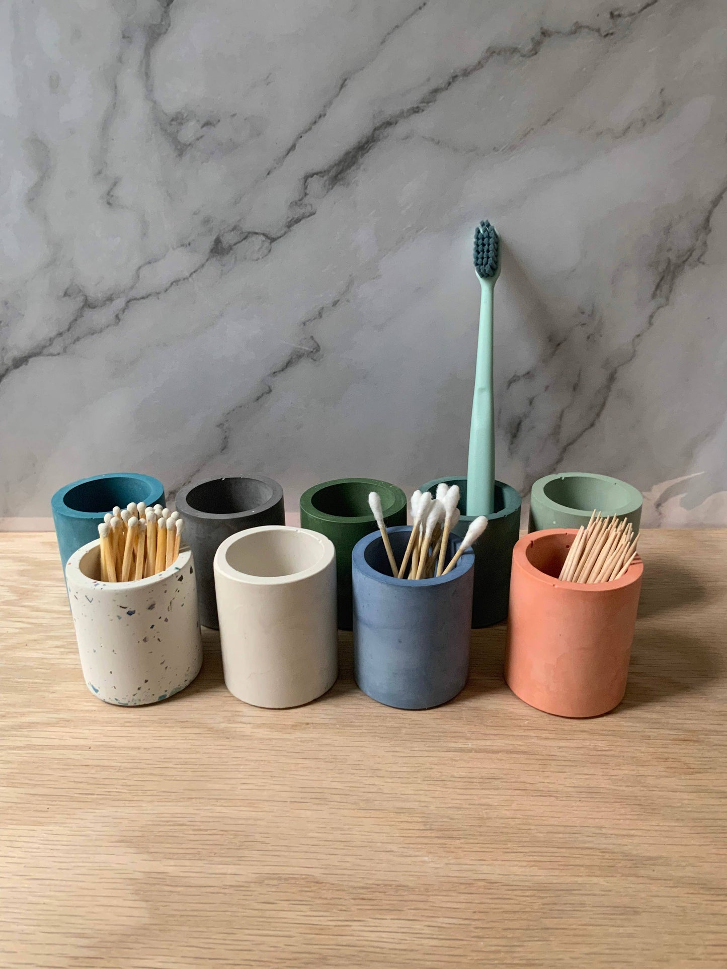 Small Organization Cup | Concrete storage pot: Hunter Green